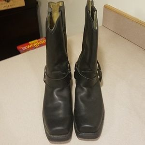Motorcycle boots